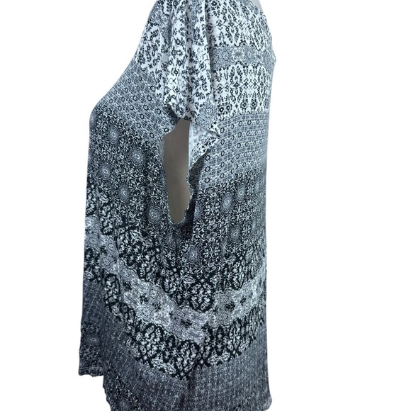 ⭐️Host Pick ⭐️Lucky Brand black and white boho print size large - Picture 5 of 9